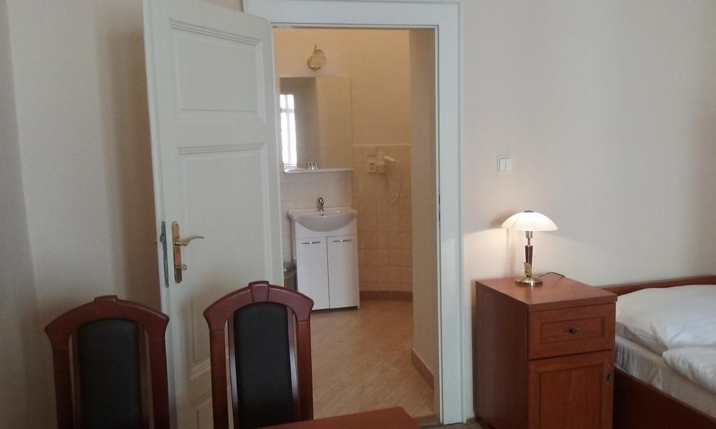 Pension Karlova Praga Habitación foto
