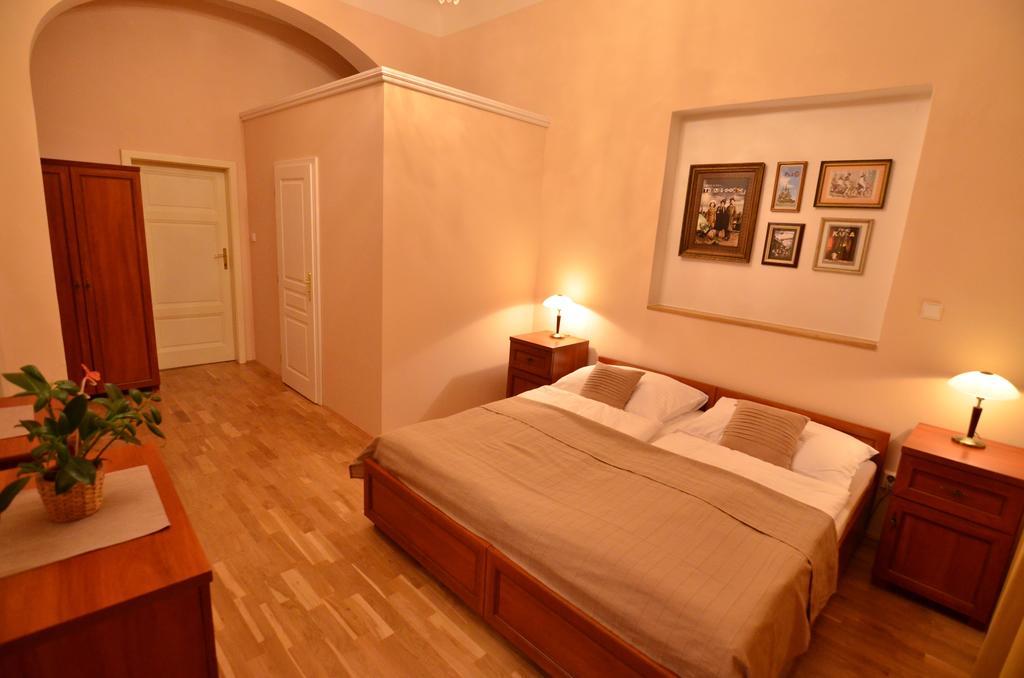 Pension Karlova Praga Habitación foto