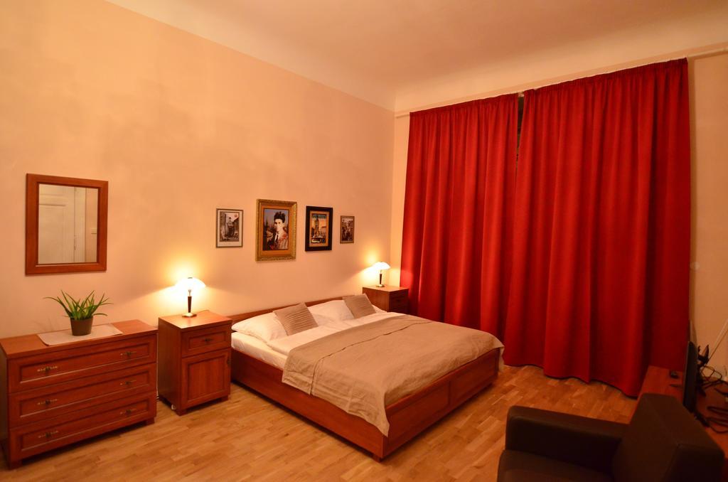 Pension Karlova Praga Habitación foto